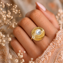 Pearl Bloom Finger Ring